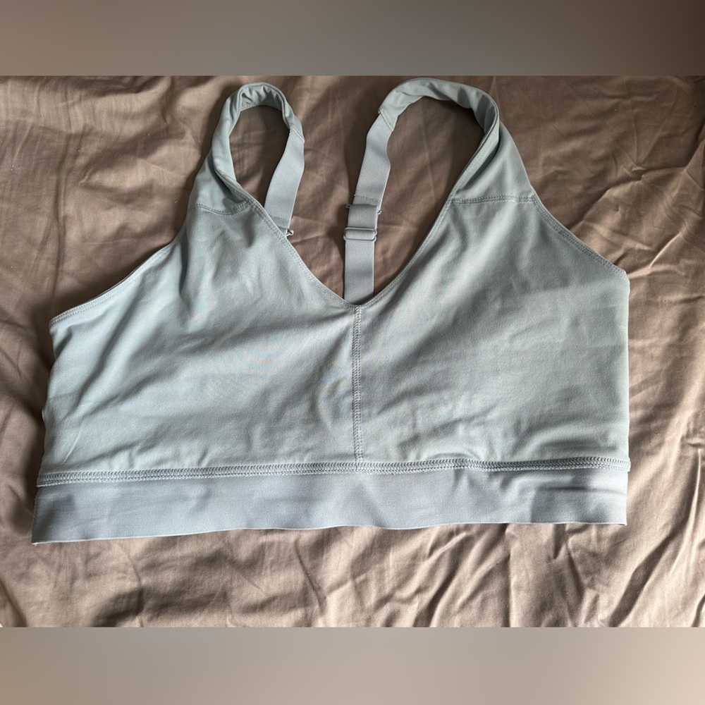 Plus size lightly used fabletics sports bra baby blue size 2x